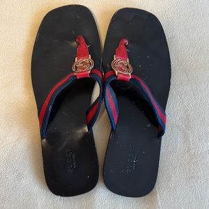 Gucci flip flop